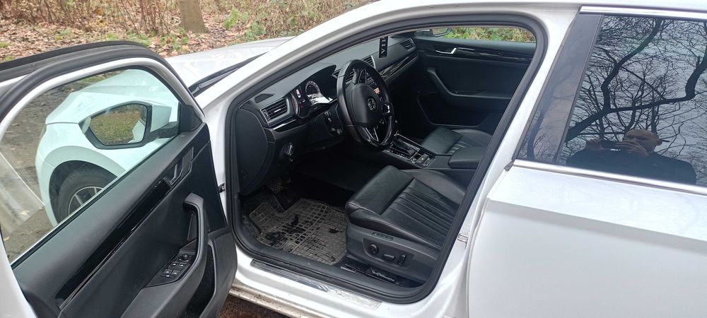 Superb 4x4 salon pl - zadbane