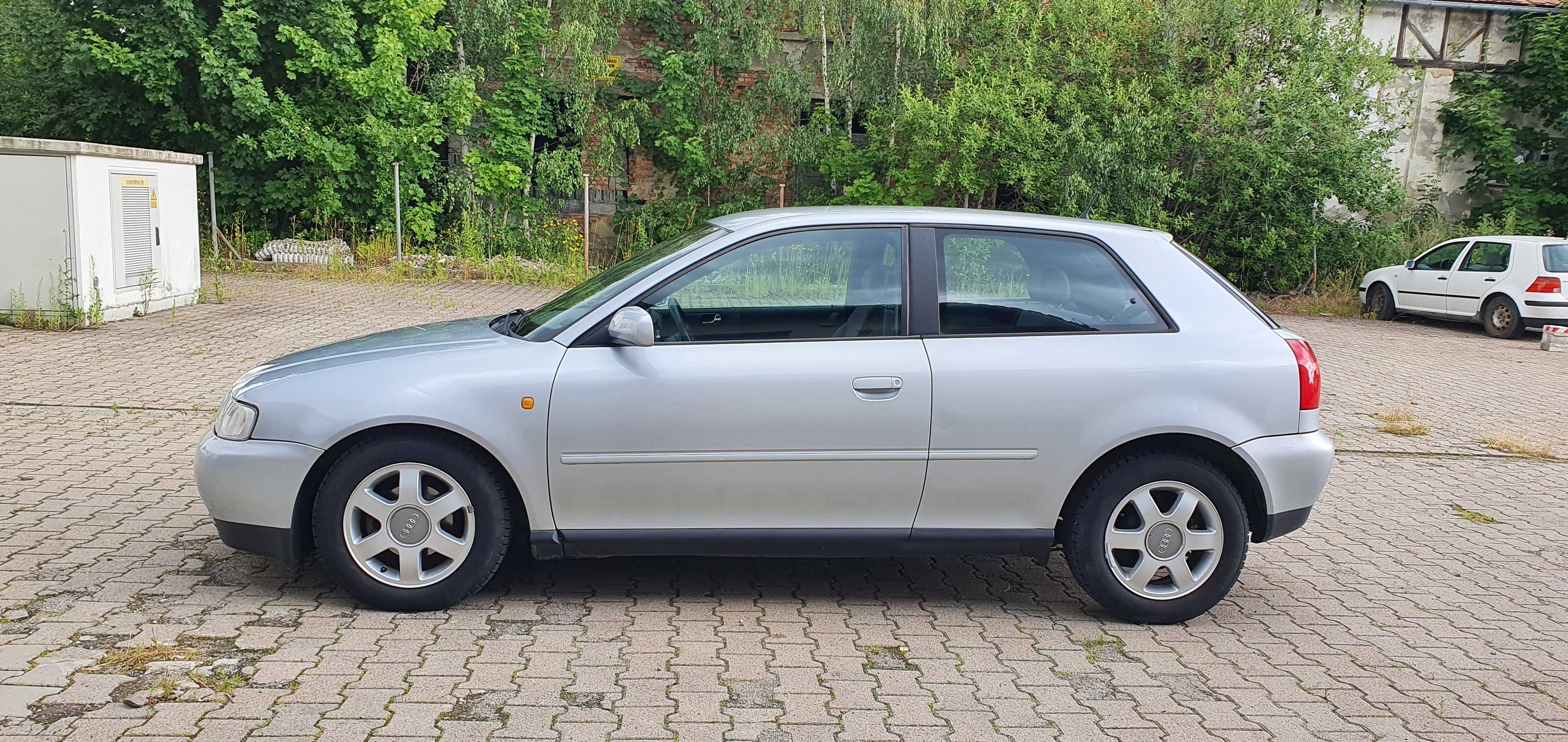 Audi A3 1.6 Skrzynia Automat, Klimatronik, Stan Bardzo Dobry 225tys.km
