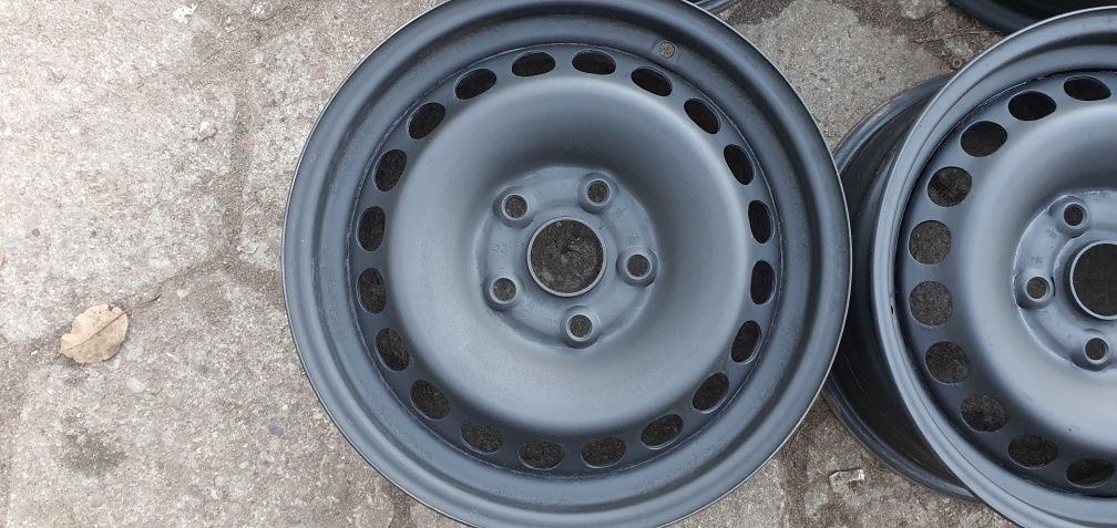 Felgi stalowe komplet 5x112 15" et37  6j audi vw