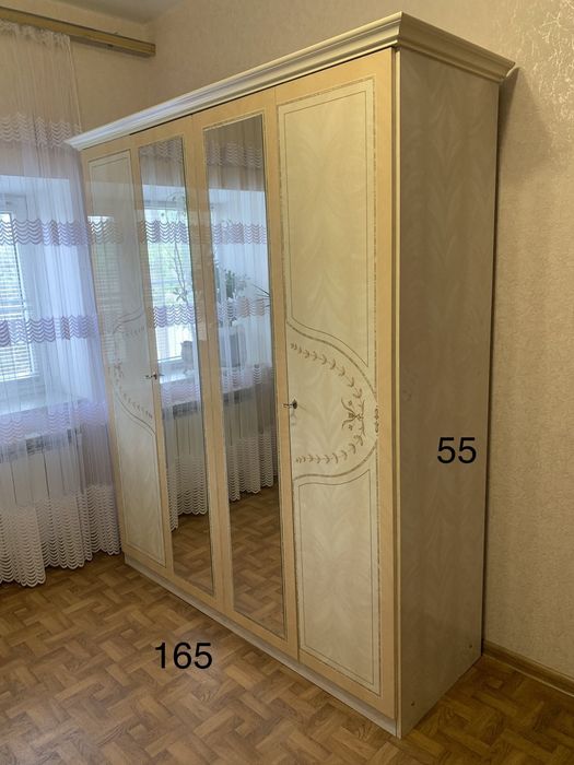 Шкаф + комод с зеркалом