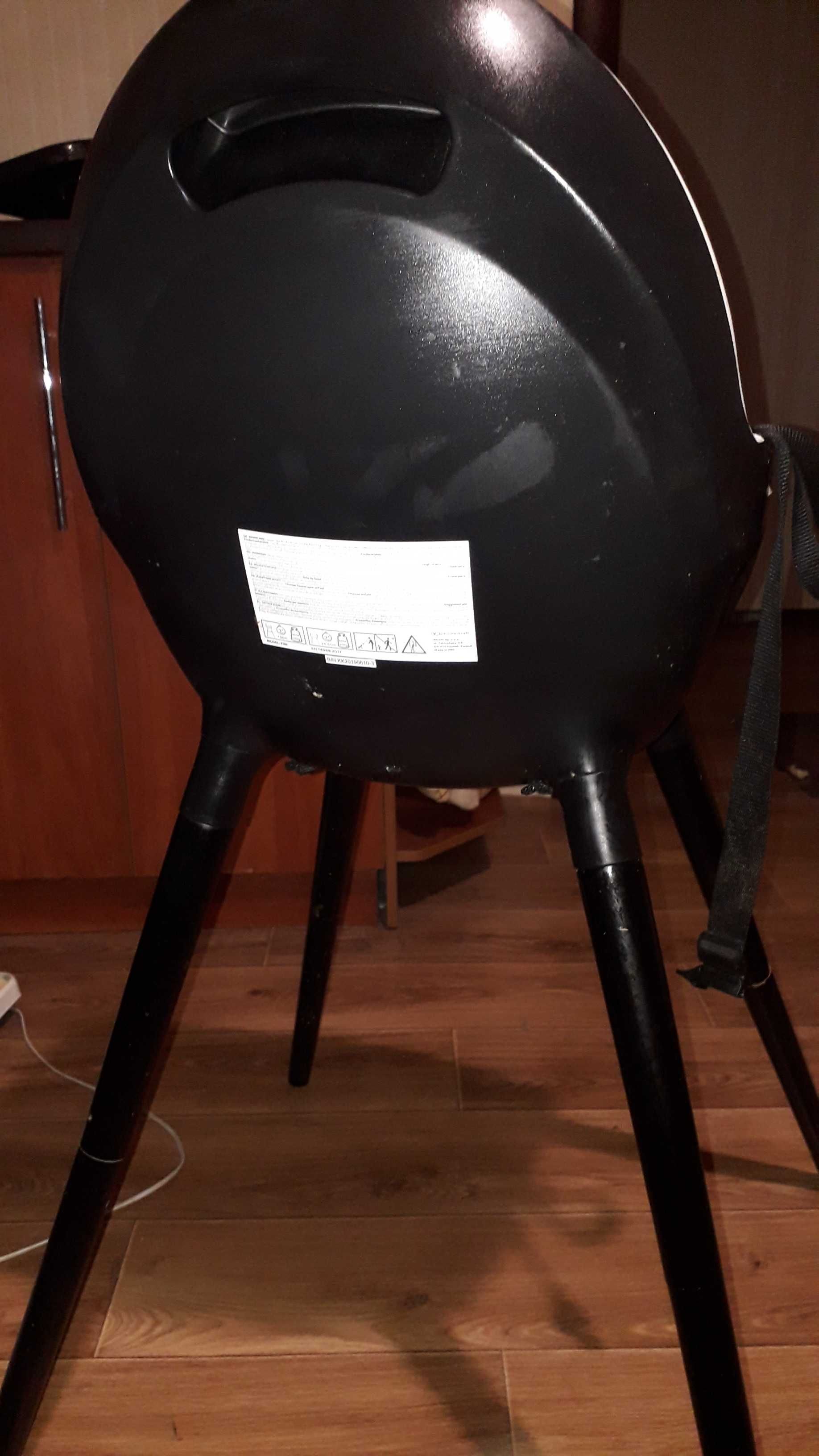 Продам дитяче крісло для годування fini