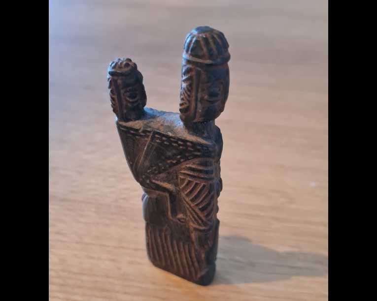 Escultura em pedra etíope, com selo