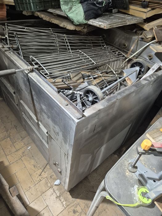 Churrasqueira rotativa 16 frangos