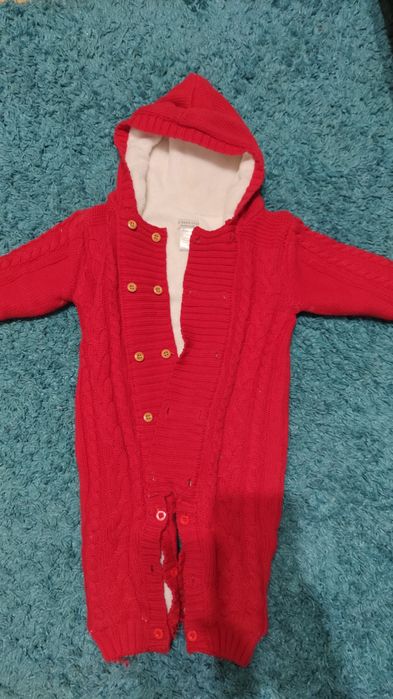 детский вязаный комбинезон