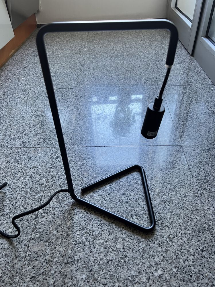 Candeeiro de mesa