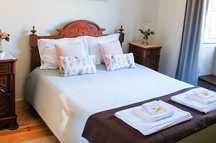 Quarto individual  mobilado Cama se Casal