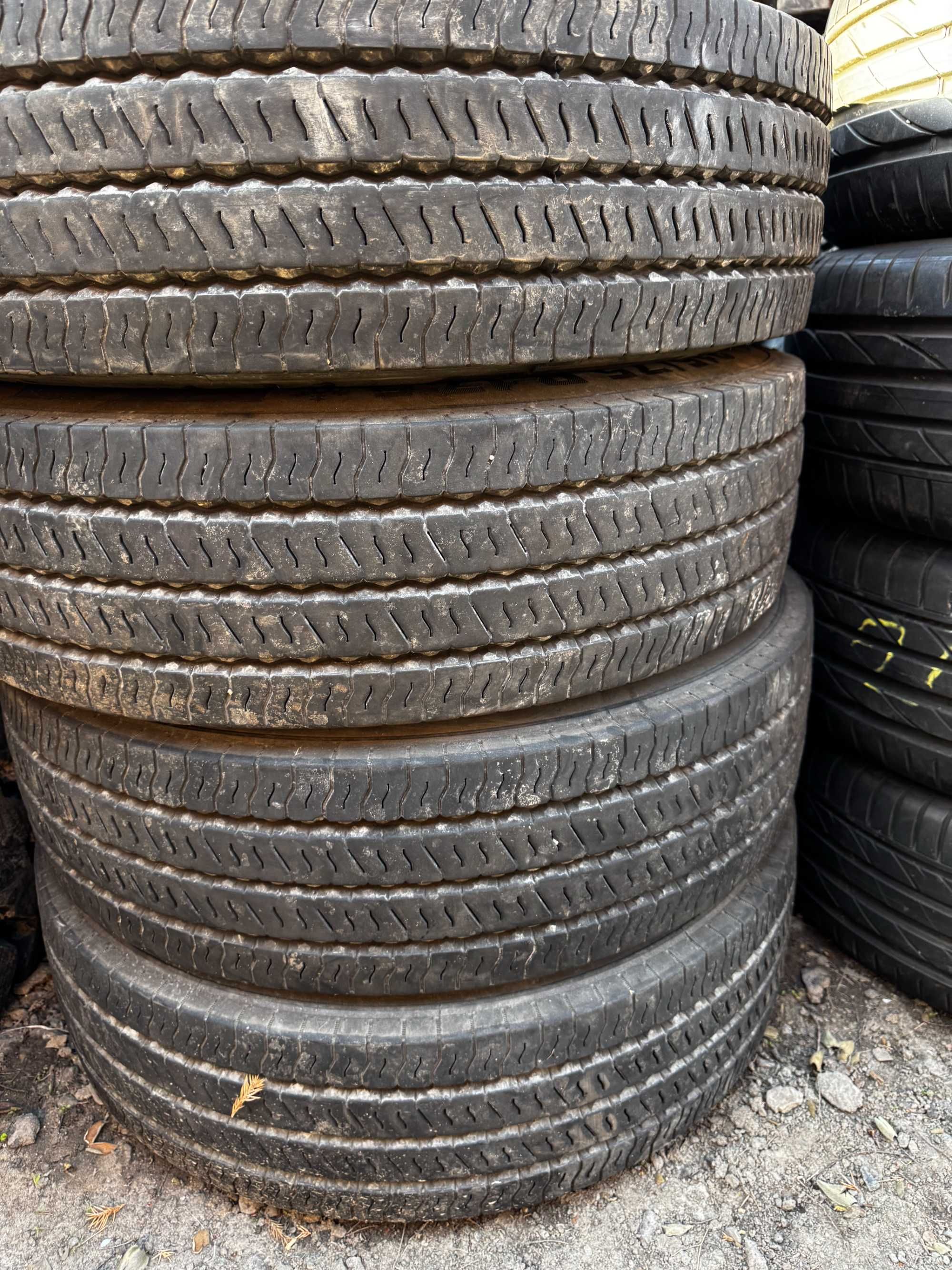 Вантажні шини CONTINENTAL 215/75 R17,5 Conti Scandinavia HT3