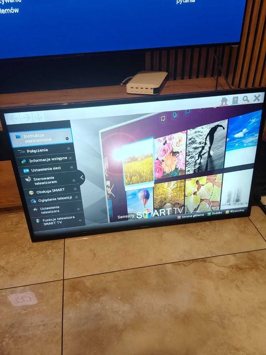 TV SAMSUNG 46''  z pilotem i z uchwytem do ściany