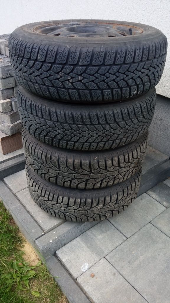 Kompl Opony felgi Golf 3 4x100