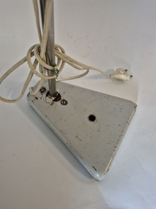 Stara lampka metalowa prl