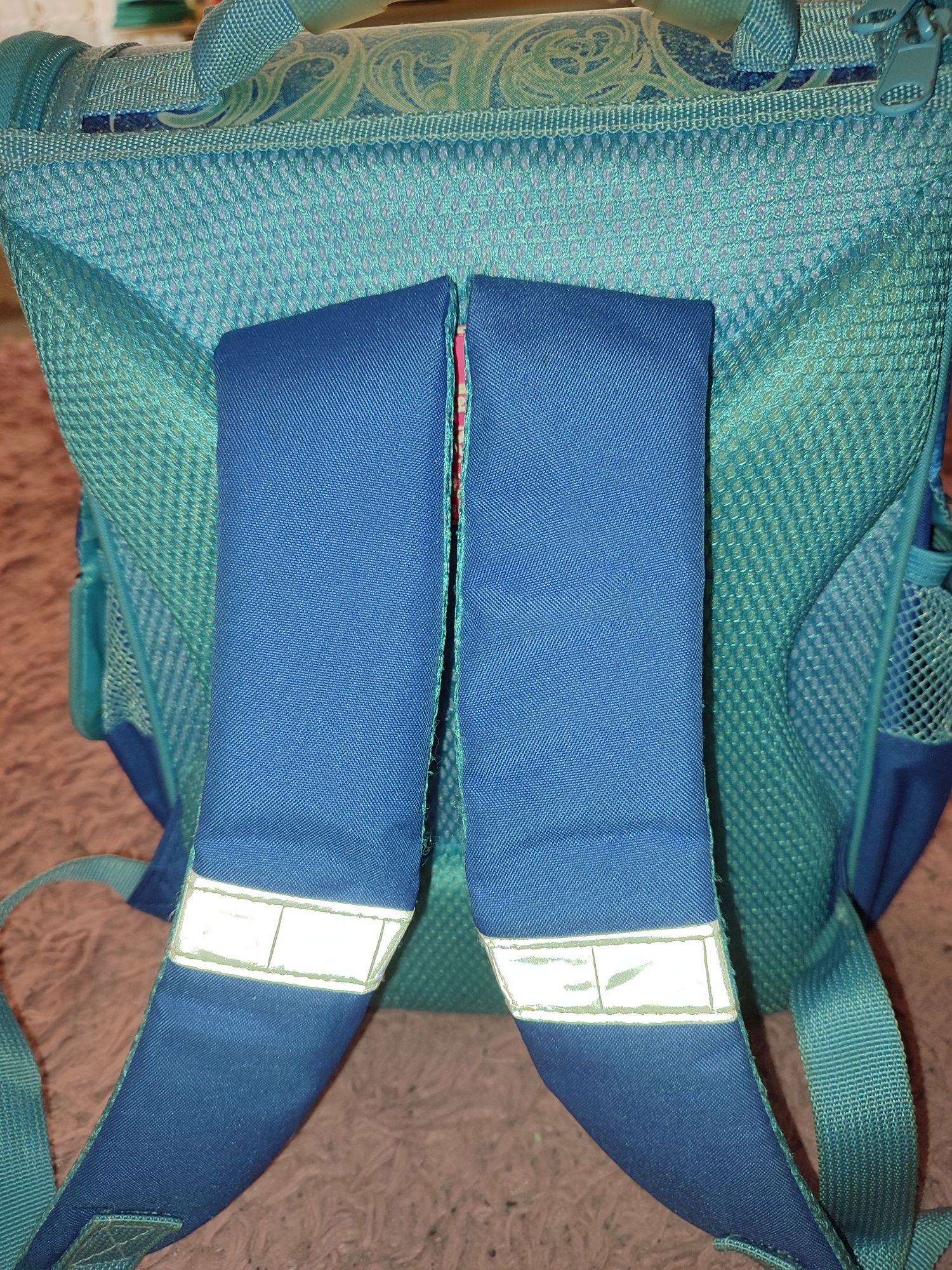 Шкільний рюкзак школьный портфель для 1-2 класу