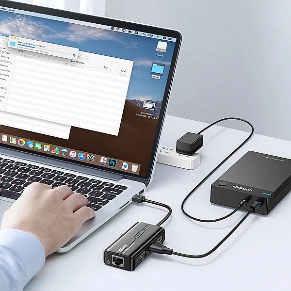 Adapter sieciowy Ugreen 20264 RJ45 / USB-A 10/100Mbps HUB 3x USB-A 2.0