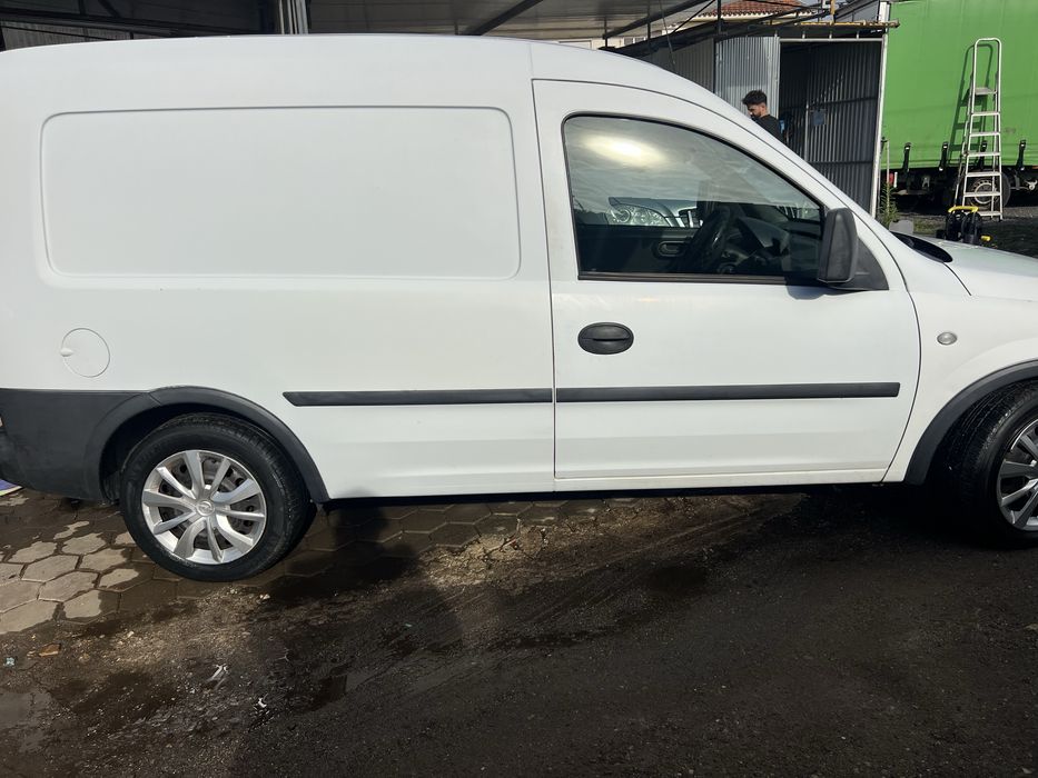 Opel Combo 1.3 cdti com IVA