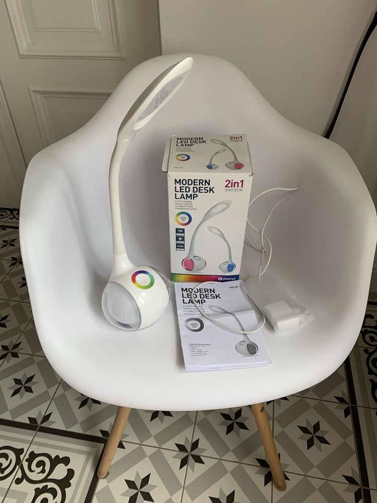 NOWA w pudelku Platinet lampka biurkowa