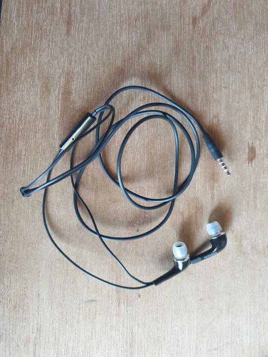 Auscultadores da Samsung com cabo (com Mic) 2 metros de comprimento