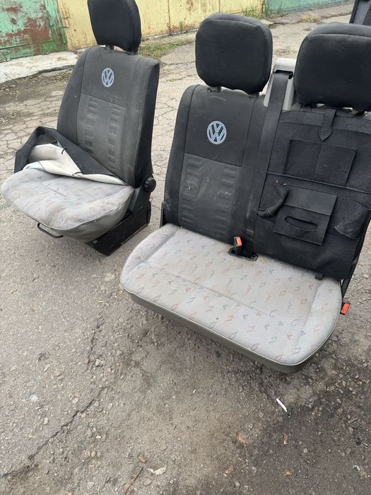 Продам водитьльское и пассажирские сиденья фольксваген Т-4 передние