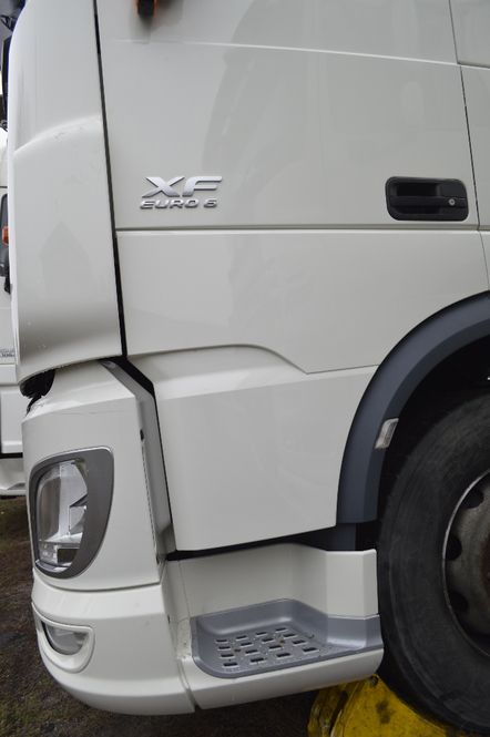 Бампер DAF XF 106 оригінальний,  даф ЦФ 85 ХОМЯК евро 6