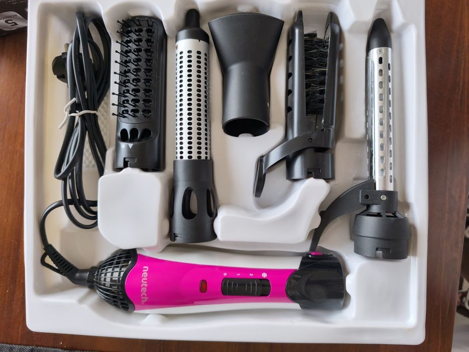 Baixa de preço. Ferro de engomar com caldeira e visor digital.secador