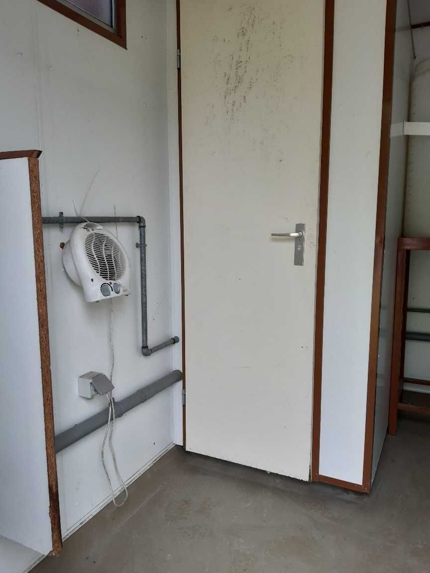 Kontener sanitarny/ wc-umywalka / Poznań/ mały kontener