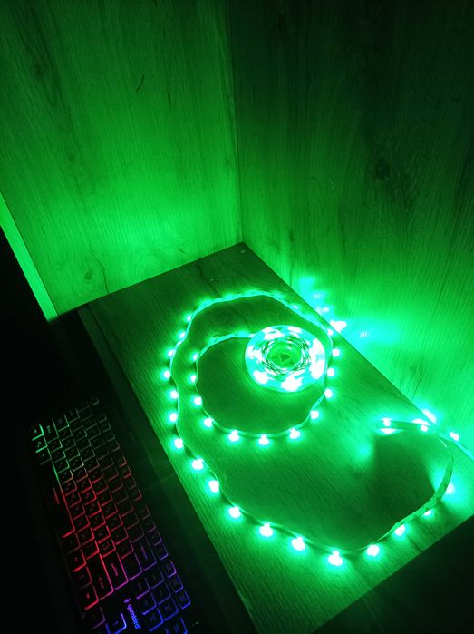 Світлодіодна стрічка 5,10,15,20 метрів USB Лента RGB 5050 30 діодів/м
