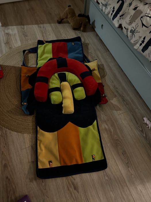 Tapete de atividades e posicionamento.