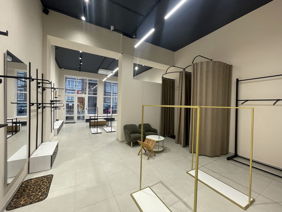 Комерційне приміщення 70 кв.м. Жк «Полісся»