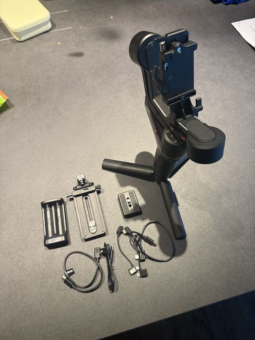 Gimbal ZHIYUN Weebill S + Tripé