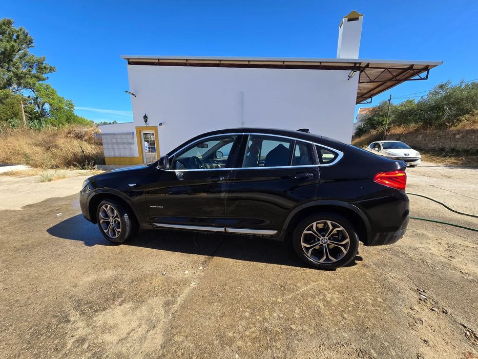 BMW X4 20 d xDrive Auto
