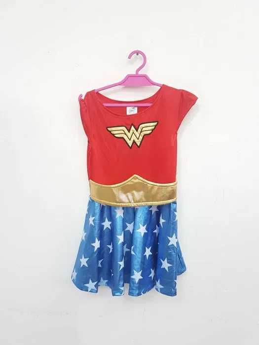 Sukienka przebranie Wonder Woman superbohaterka rozmiar 104 116. G231