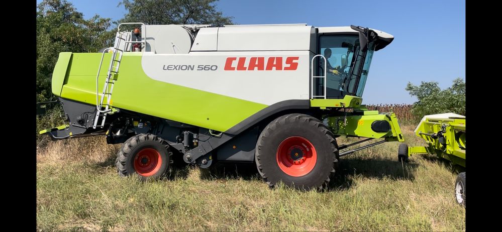 Продам комбайн Claas Lexion 560
