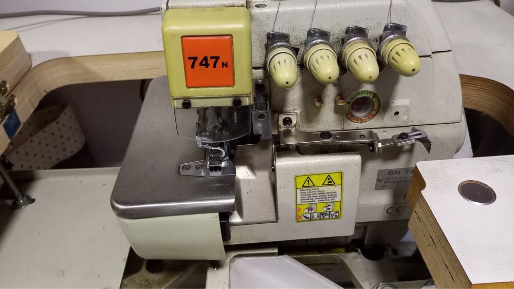 Overlock GN747 maszyna do szycia