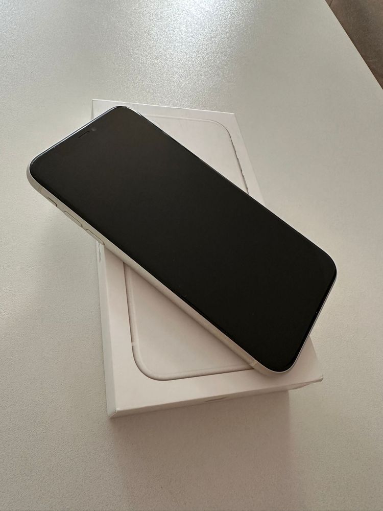 Iphone 11 64GB biały