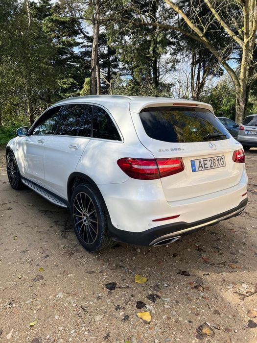 Mercedes glc350e Plug in Hybrid AMG Designo 4 Matic 320cv Full extras