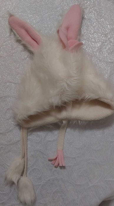 Czapeczka króliczek