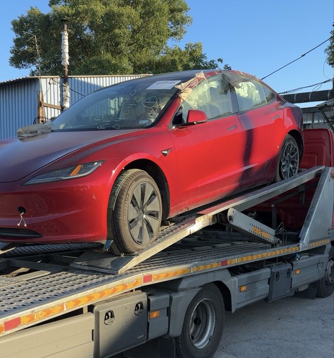 Розборка Tesla Model 3 Highland 2024