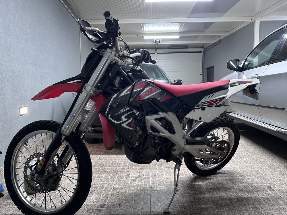 Aprilia rxv 450 em bom estado