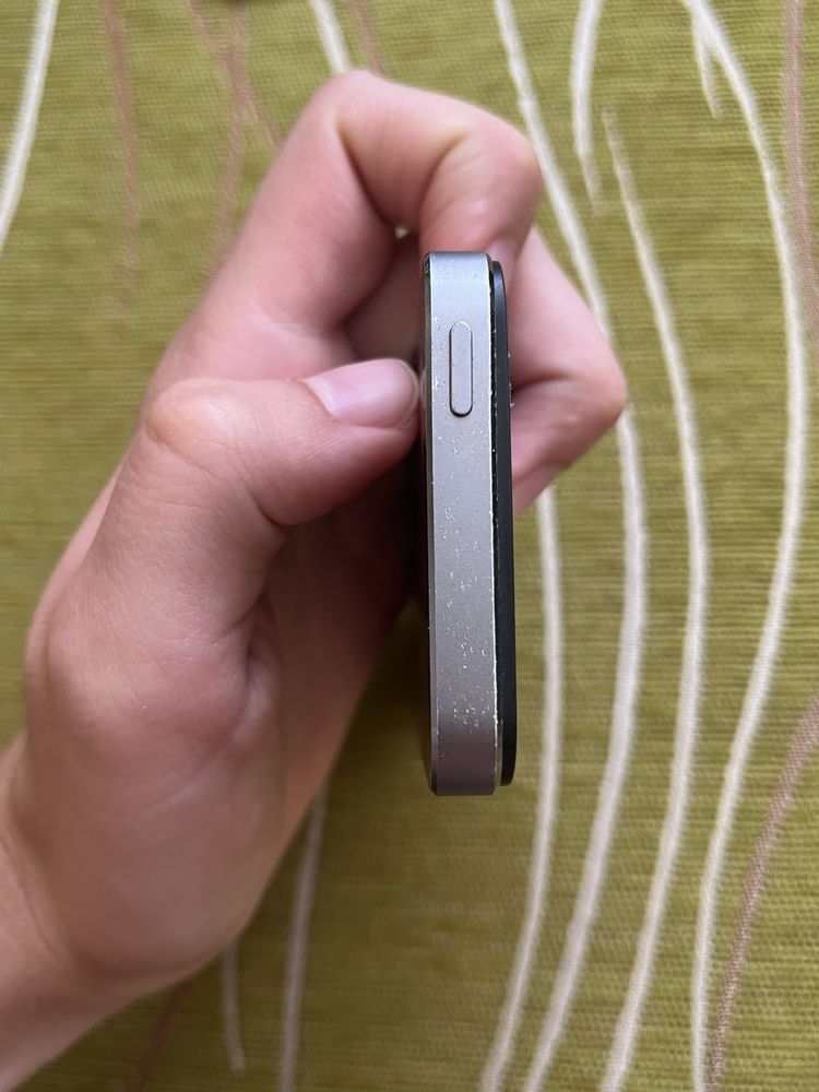 Iphone 5s.