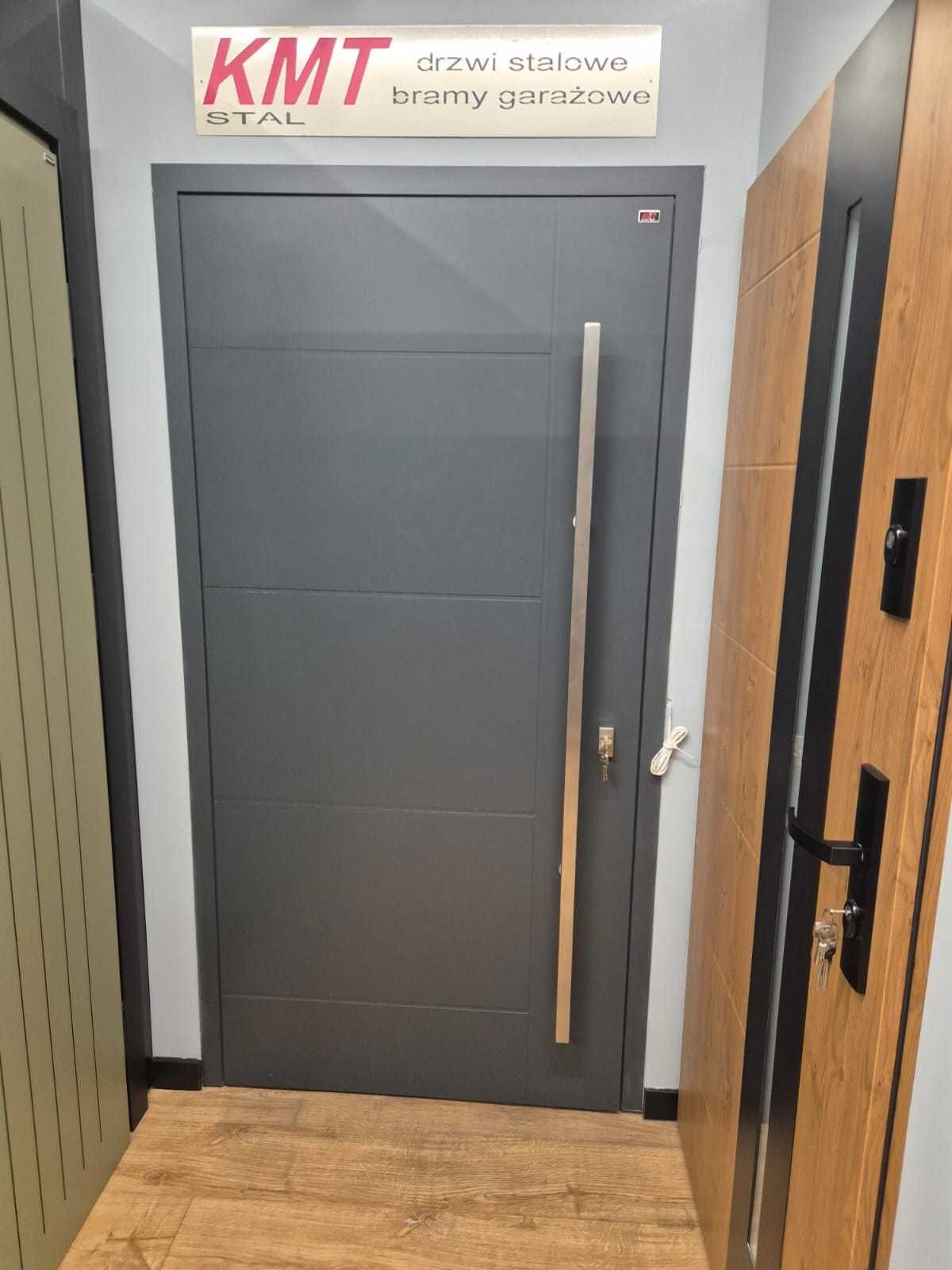Drzwi zewnętrzne aluminiowe KMT MODERNO 90 LEwe antracyt