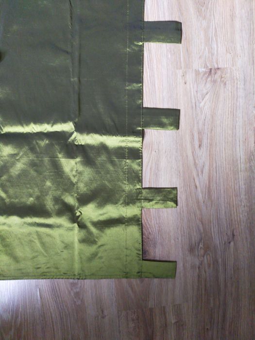 Zasłony zielone z przelotką