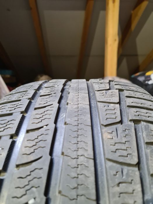 Opony zimowe Nokian WR A3 235/45R17 97H i Opony letnie Goodyear