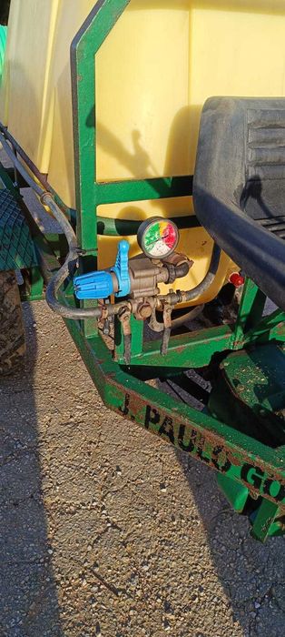 Reboque Pulverizador