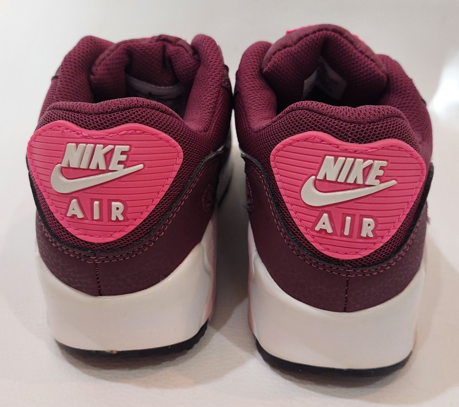 Nike Air Max  Bordo размер 35