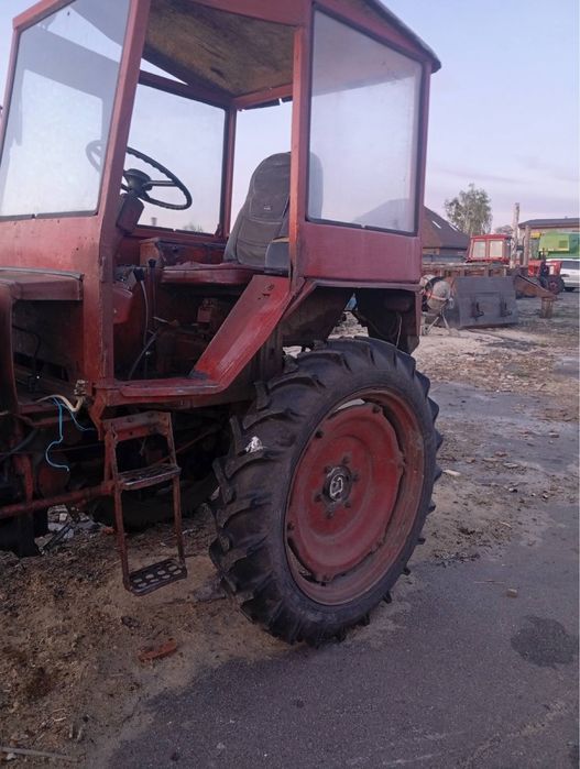 Продам трактор т25