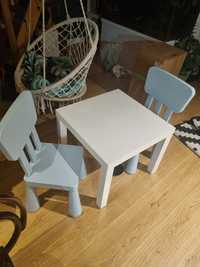 Stolik i krzesła dla dziecka