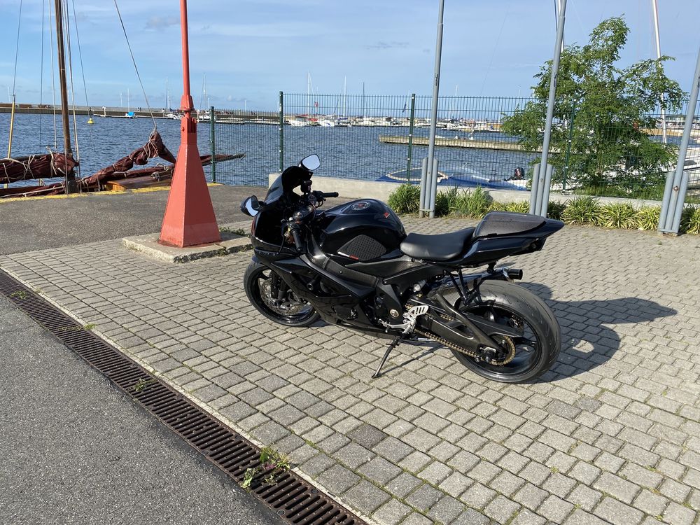 Suzuki gsxr 1000 k5 k6