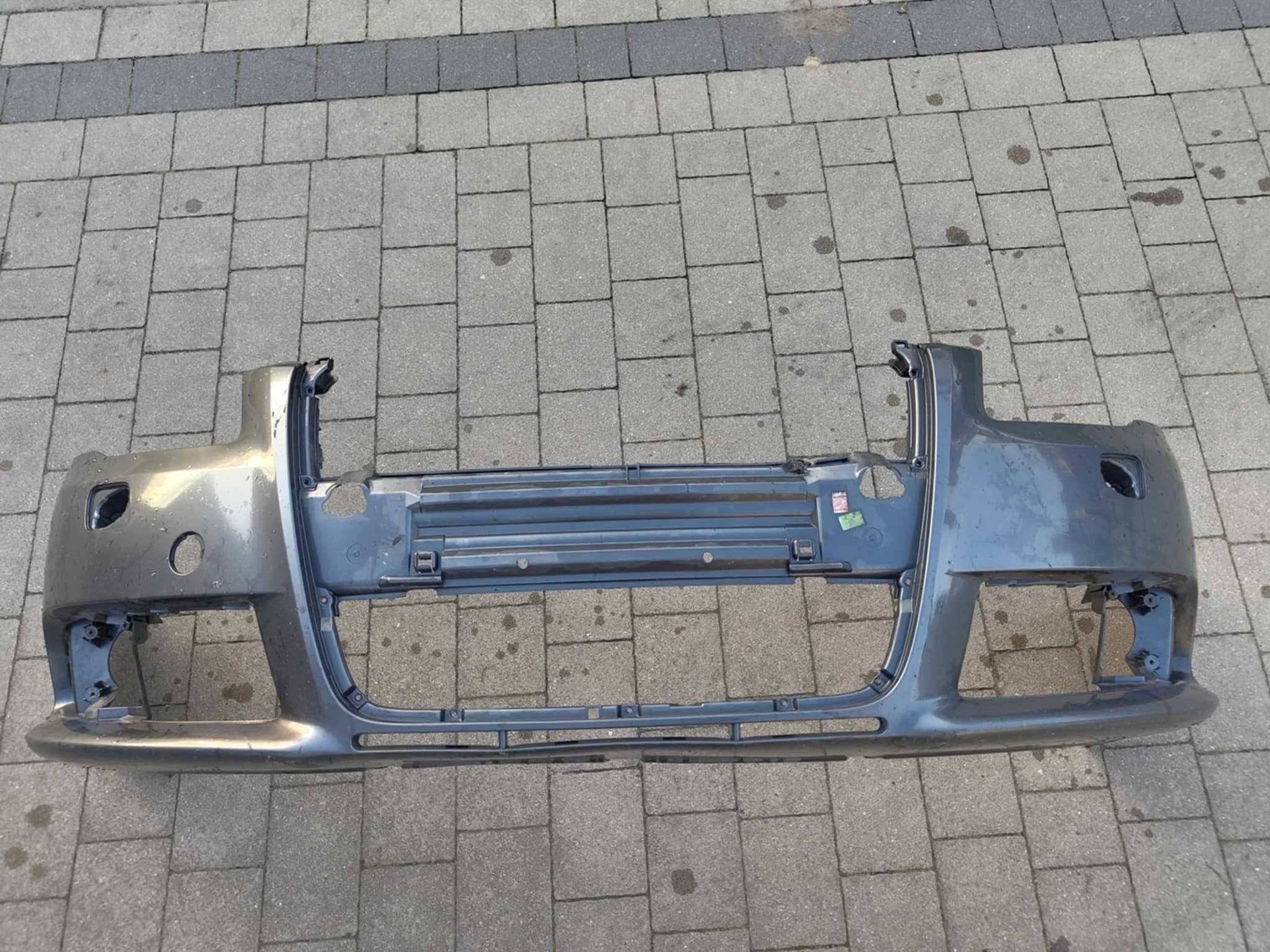 Audi A4 B7 sline przód USA LX7Z (obrysówki)