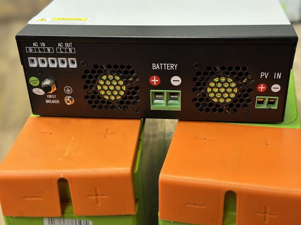 Акамулятор инвертор упс інвертор монбат 5kw