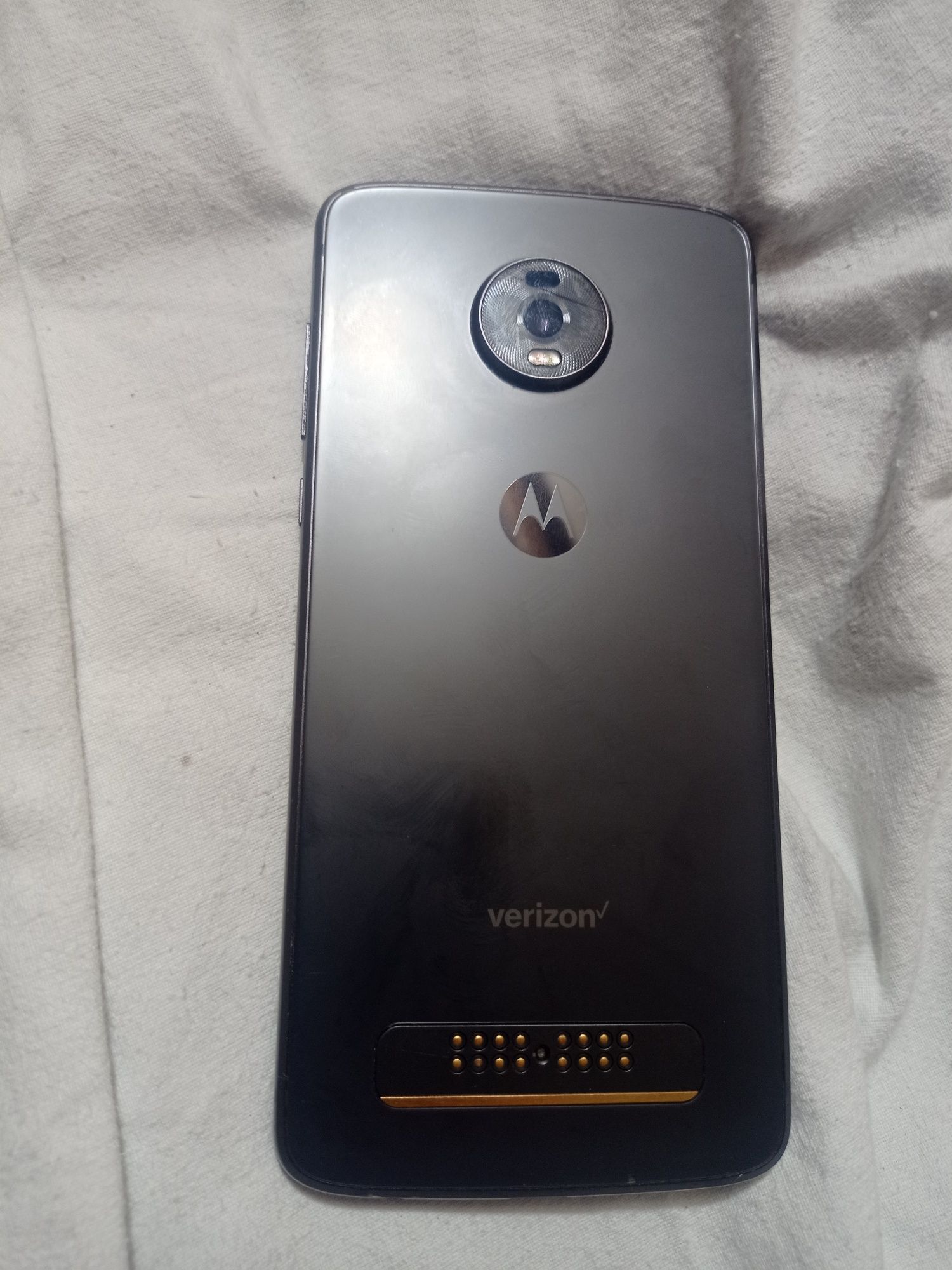 Motorola Z4 ( запчасти или восстановление )