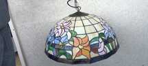 Piękna lampa witrażowa