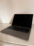 Sprzedam  MacBooka Pro 13-calowy